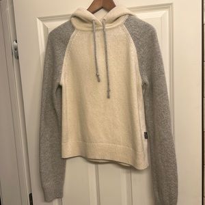 Beige/Grey Patagonia Wool SZ S Hooded Sweater